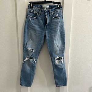 Abercrombie and Fitch high-rise mom Jeans. Curve love
